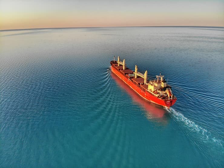 Причини, чому відбуваються затримки морських доставок з Китаю