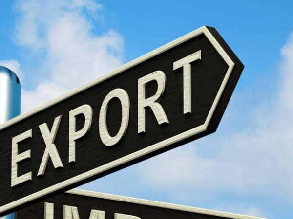 Украина увеличила экспорт товаров практически на 7 млрд долларов