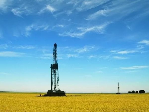 Из Китая в Украину отправился специальный поезд с оборудованием